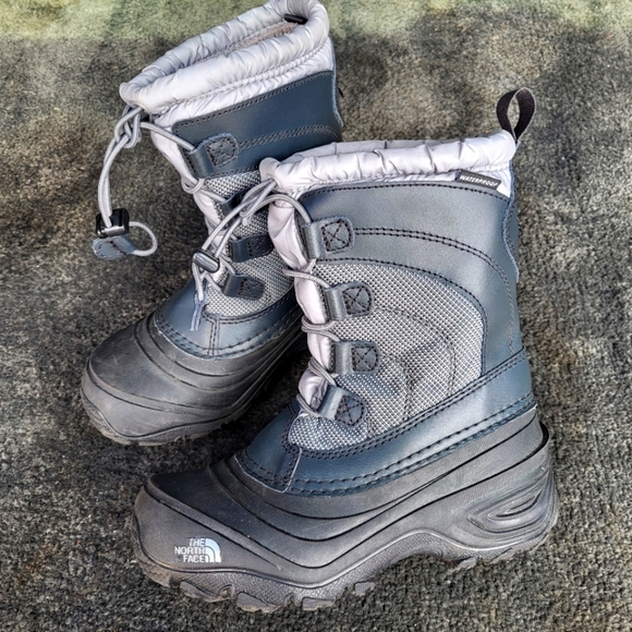 The North Face Blue and Gray Winter Boots sz 1 - Picture 1 of 9